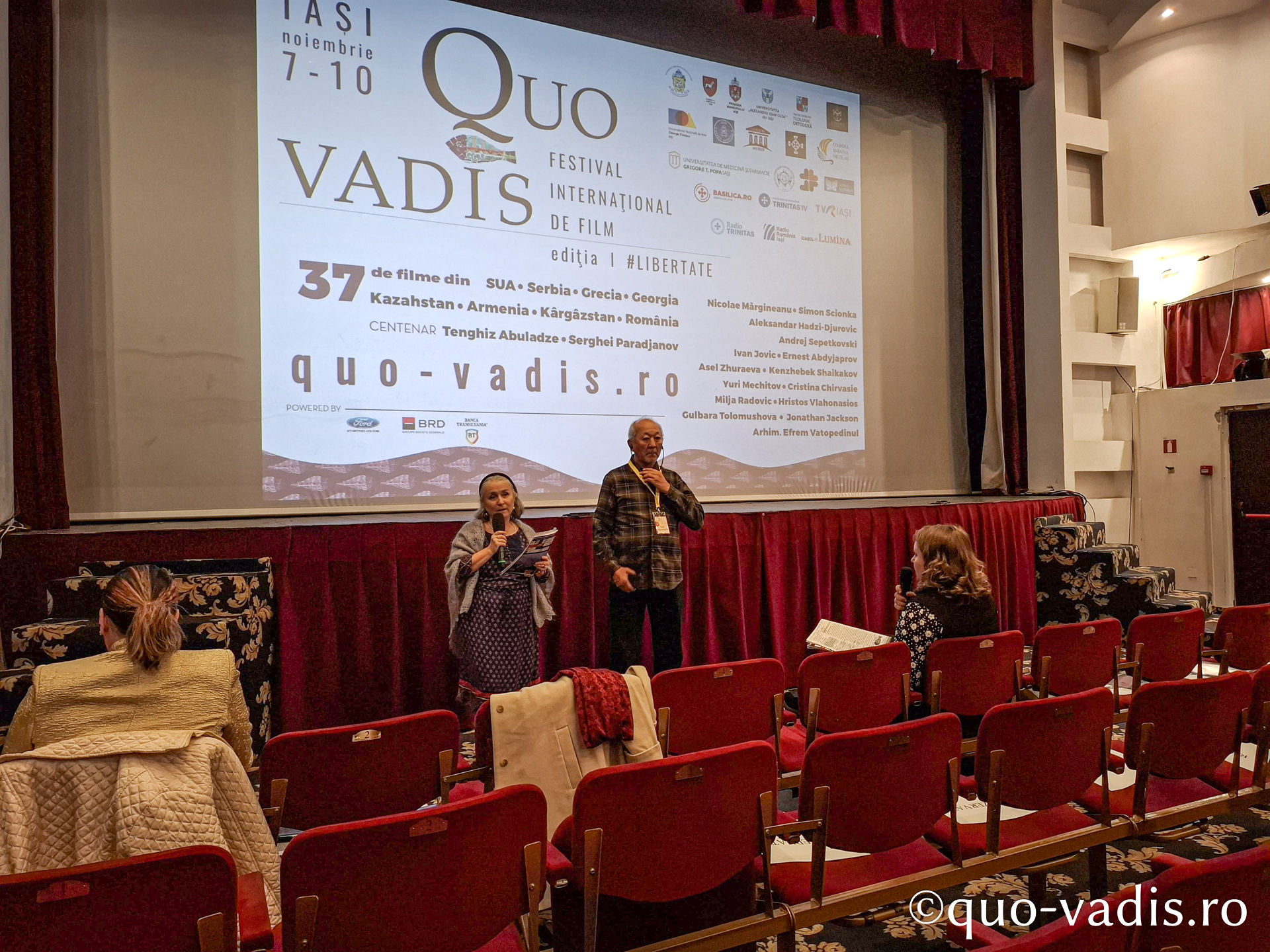 Proiecția filmului artistic Rapsodul (Kîrgîzstan), în prezența regizorului Ernest Abdyzhaparov