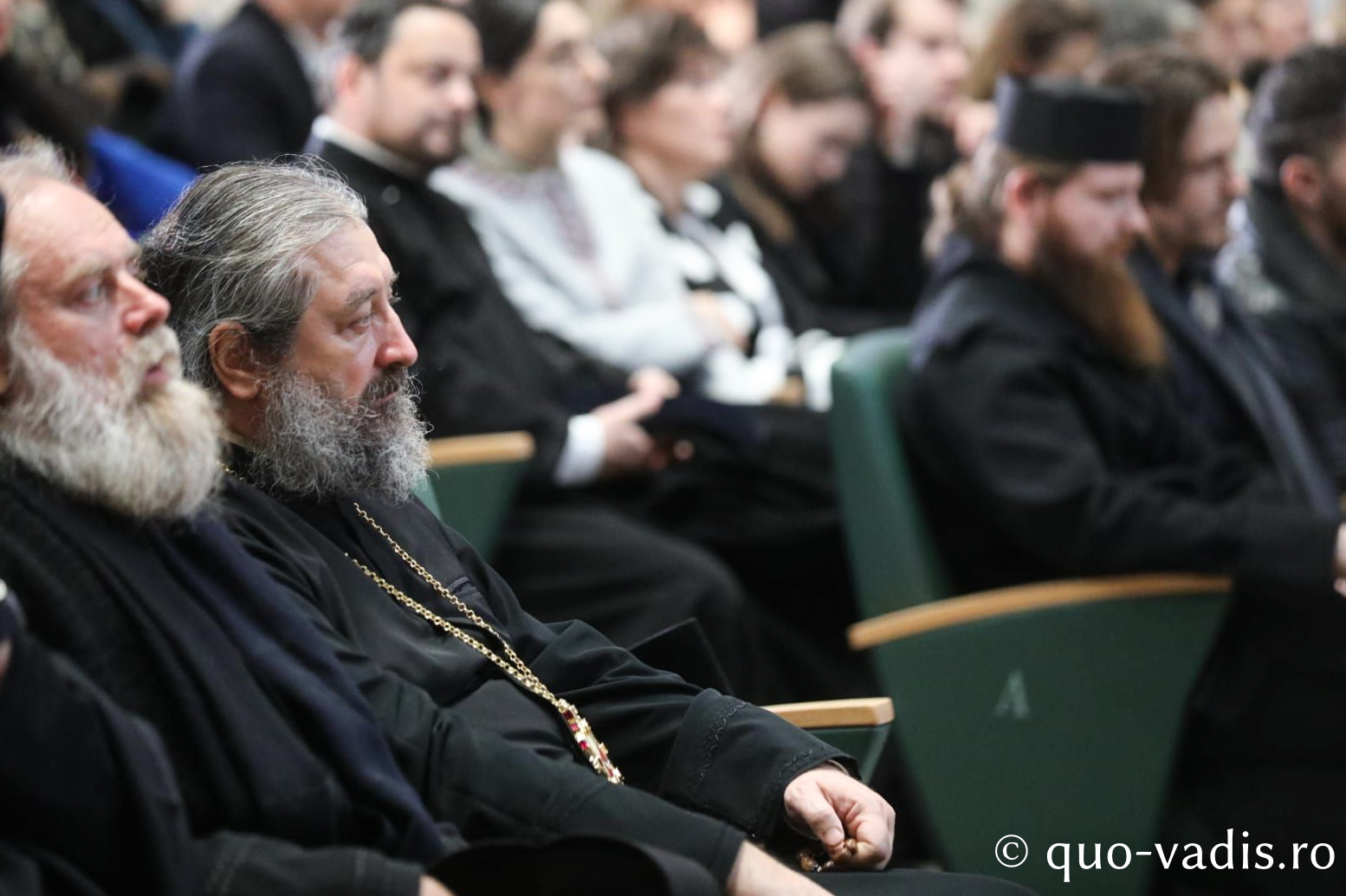 Conferința Terapia sufletului și lansare de carte Arhim. Efrem, Starețul Mănăstirii Vatoped din Athos