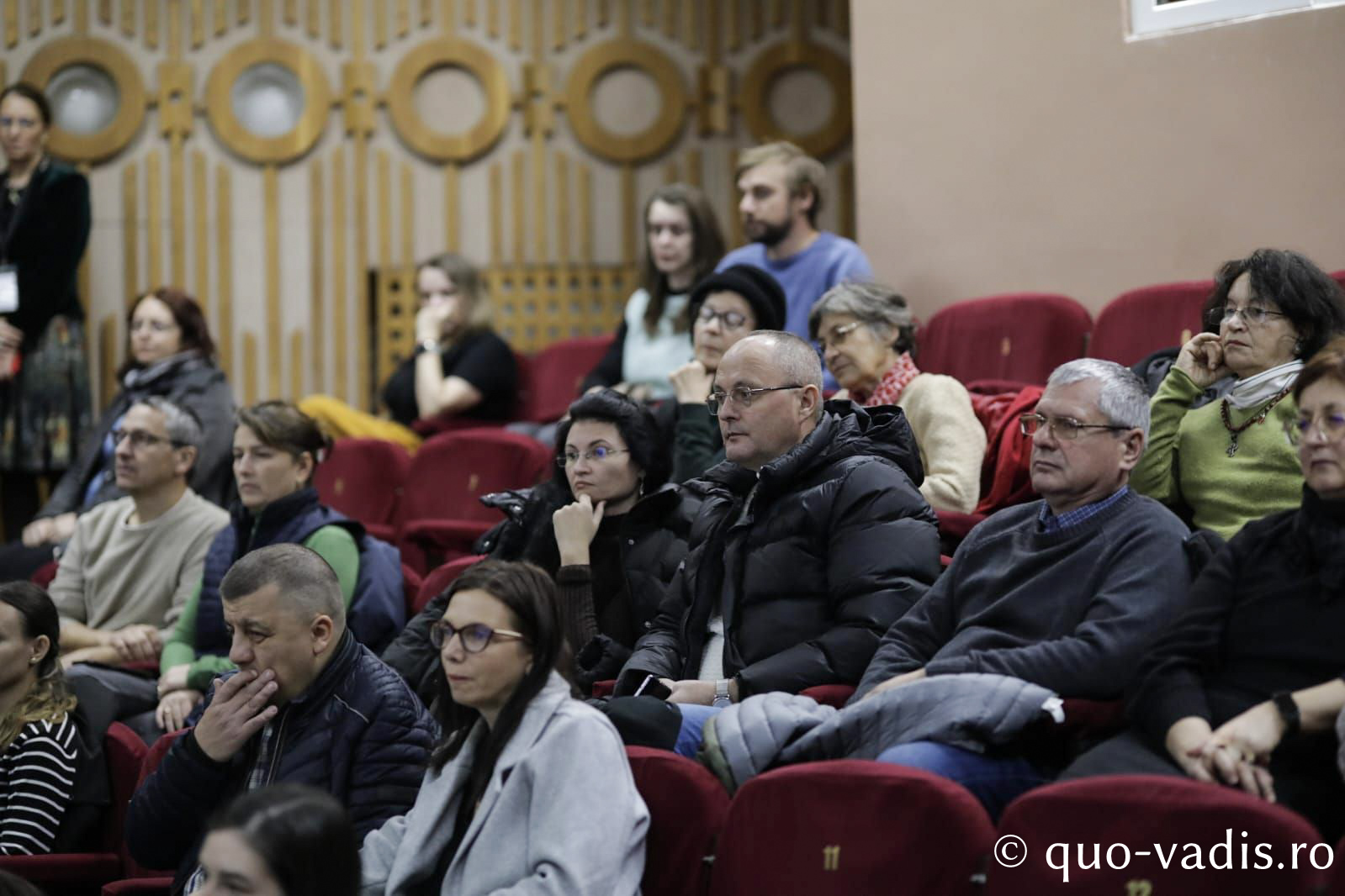 Proiecția filmului documentar Doar iubirea ne mai poate salva (Serbia), în prezența regizorului Hadži-Aleksandar Đurović