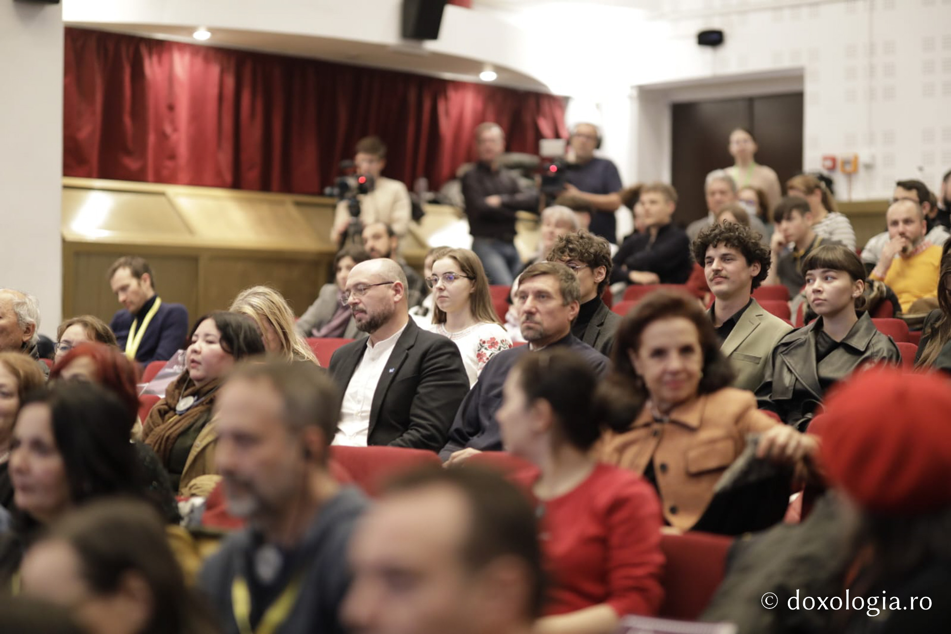 #QuoVadis2024: Cum a decurs prima zi din cadrul Festivalului Internațional de Film de la Iași