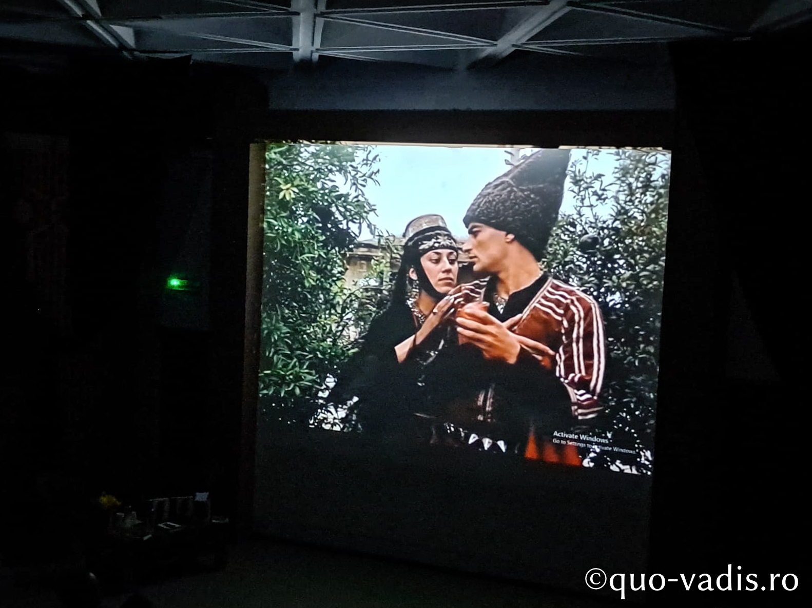 Proiecția filmului artistic Ashik-Kerib (Menestrelul îndrăgostit) (Georgia, regizor Sergey Parajanov) - Centenar Sergey Parajanov