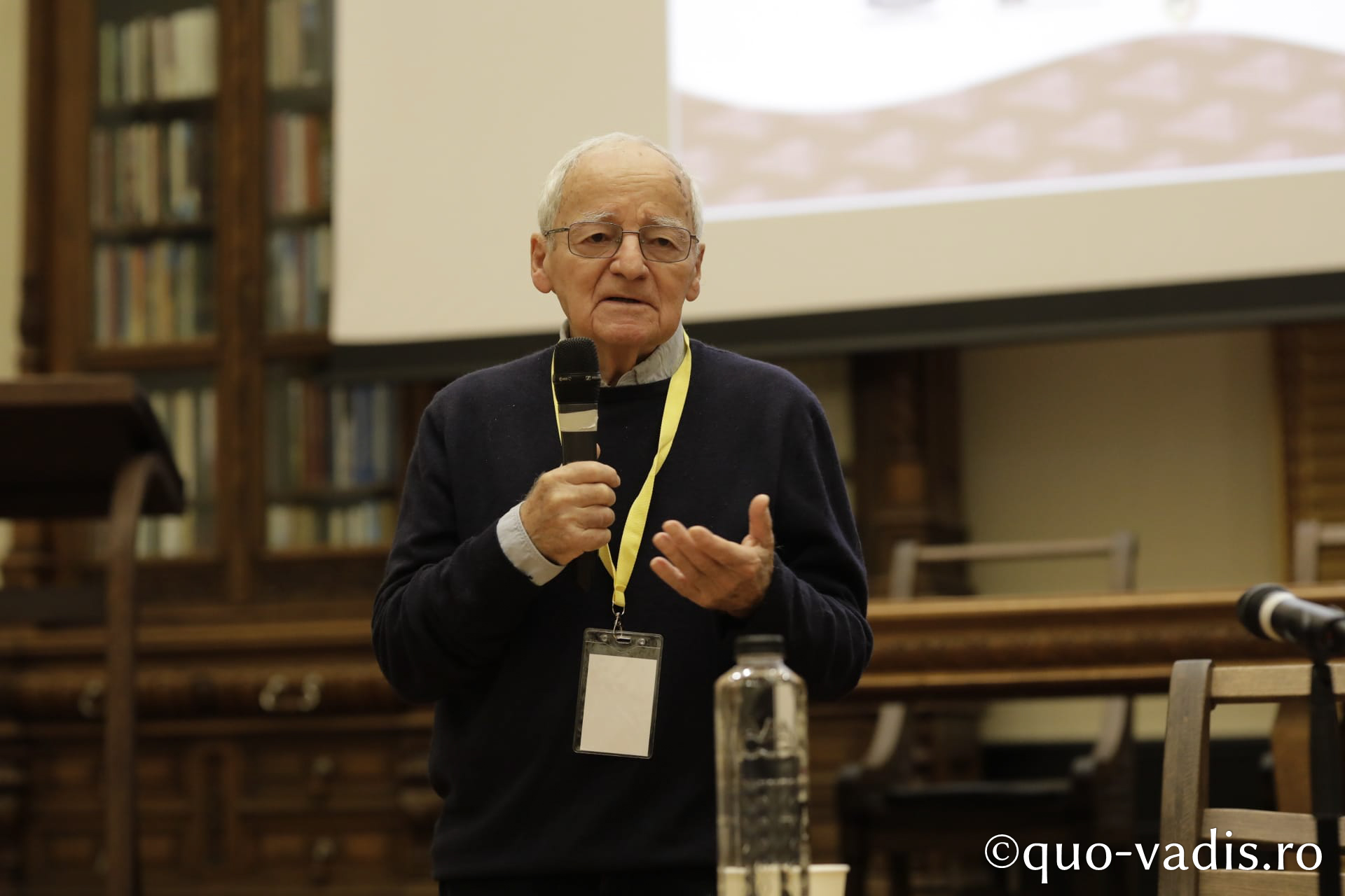 Proiecția filmului artistic Poarta Albă (România), în prezența regizorului Nicolae Mărgineanu