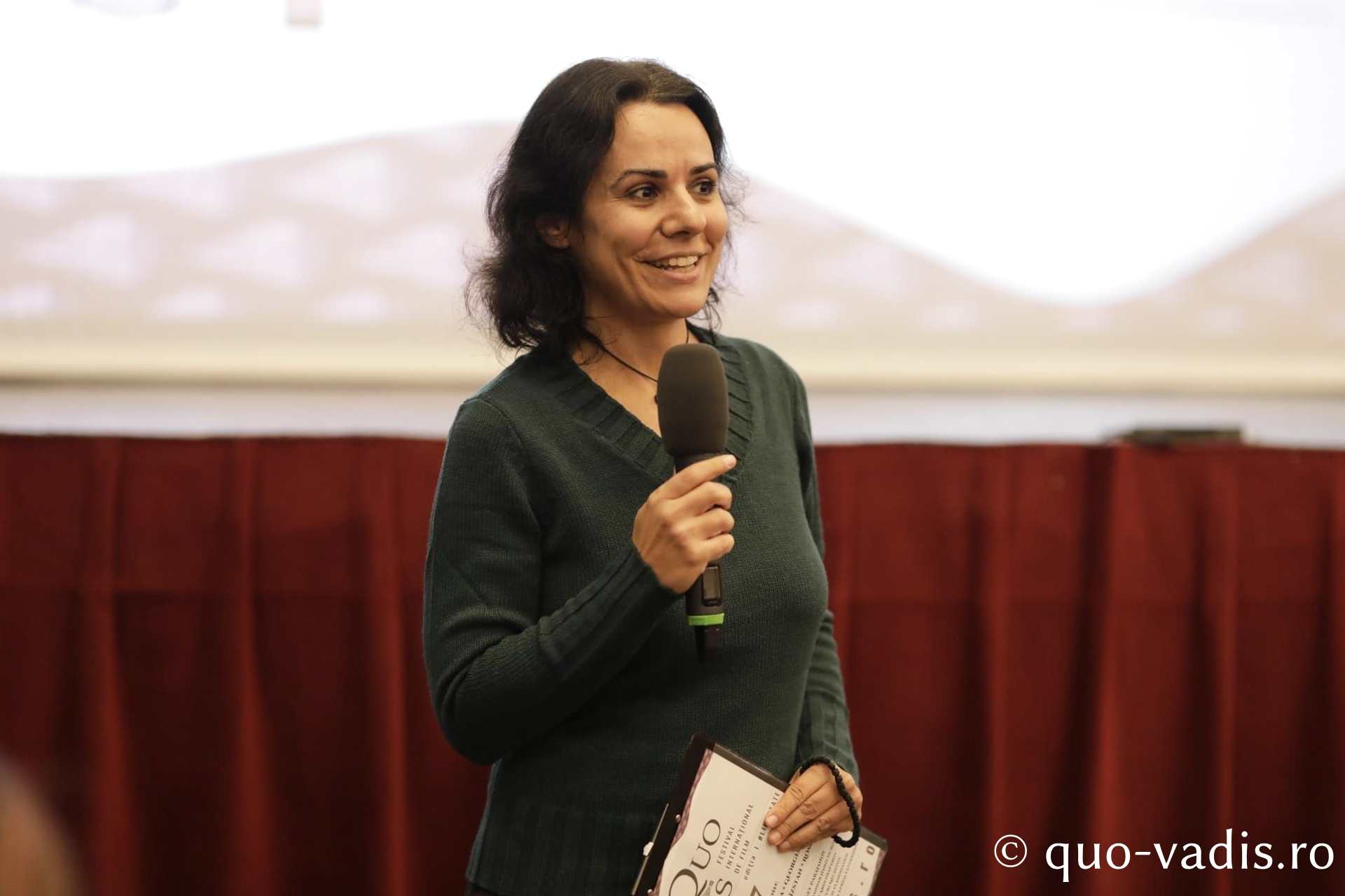 Proiecția filmului docudramă „Sfântul Nicolae. Chipul blândeții”