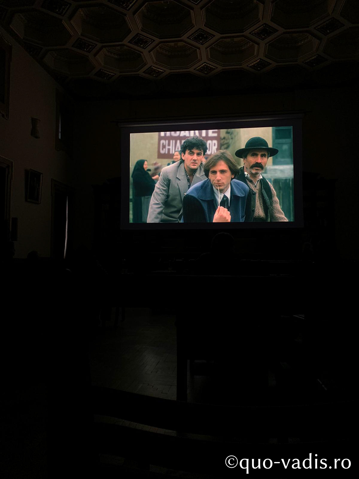 Proiecția filmului artistic Undeva în Est (România), în prezența regizorului Nicolae Mărgineanu, Sala Iustin Moisescu