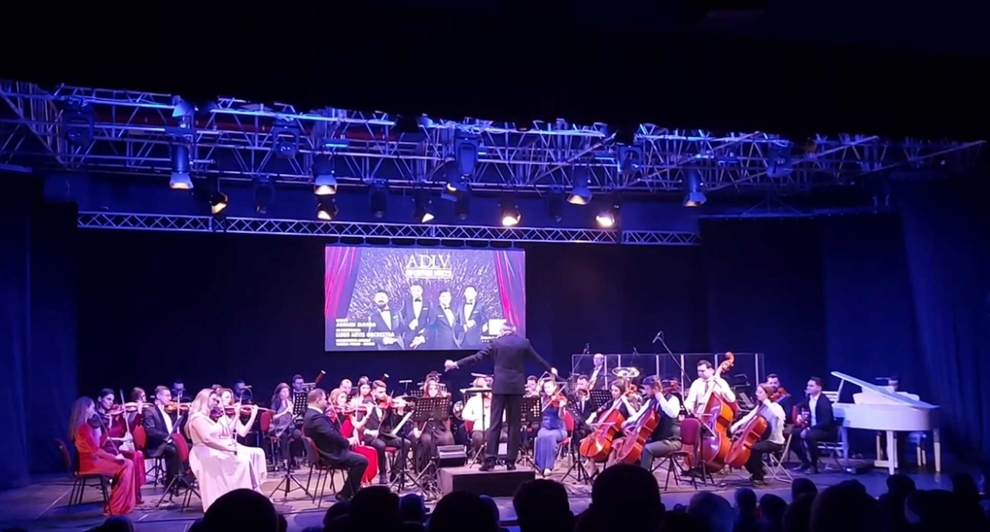 Concertul spectacol „Poveste despre noi – Muzică de film și animație în nisipˮ