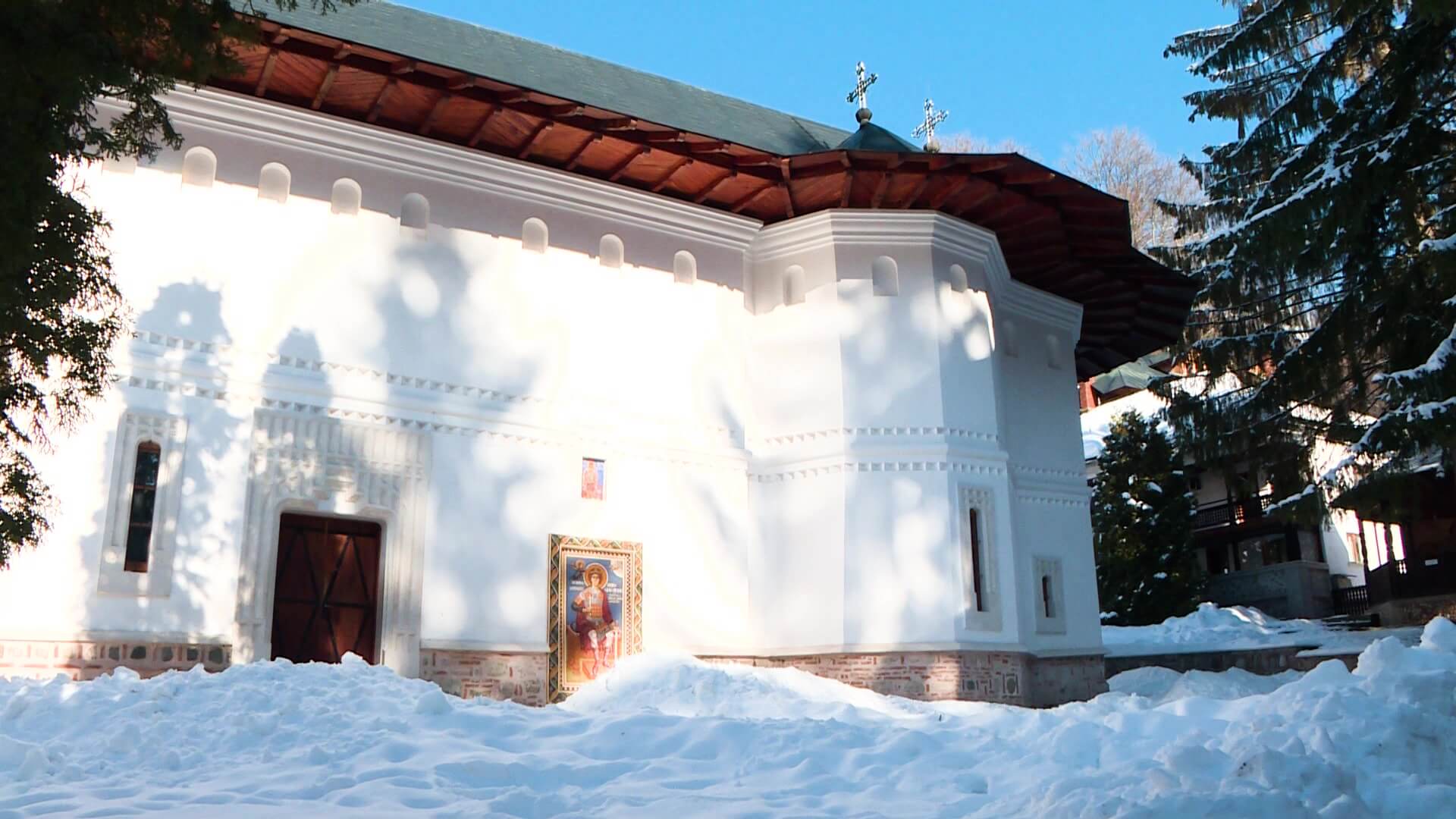 5 anotimpuri la Robaia