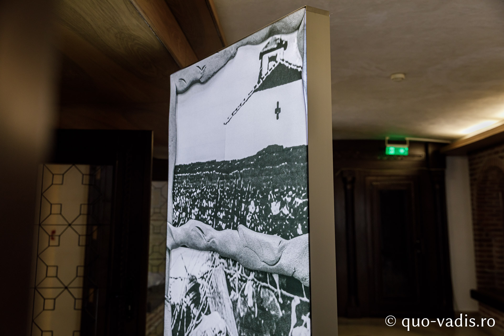 Vernisajul Expoziției de fotografii „Reîncadrând spațiul. Filmul ca istorie.” / Foto: Oana Nechifor