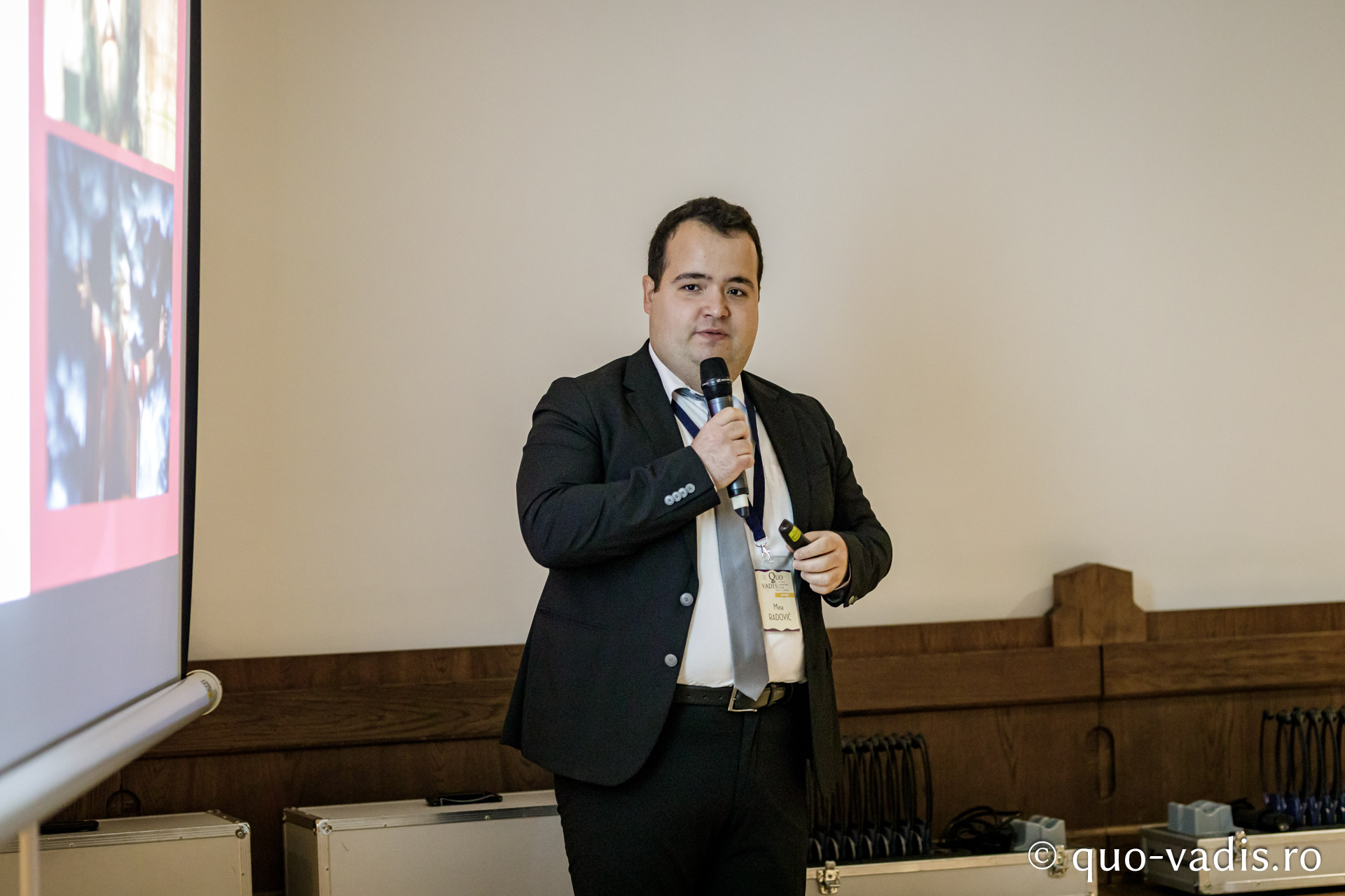 Conferința Elemente de expresie creștină prezente în filme neașteptate / Foto: Oana Nechifor