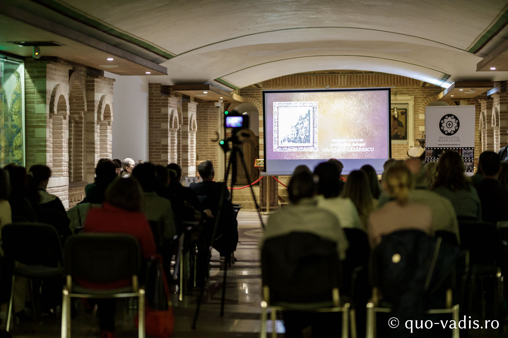 Proiecția filmelor În căutarea Cernăuțiului lui Ciprian și Părintele Iraclie Porumbescu / Foto: Oana Nechifor