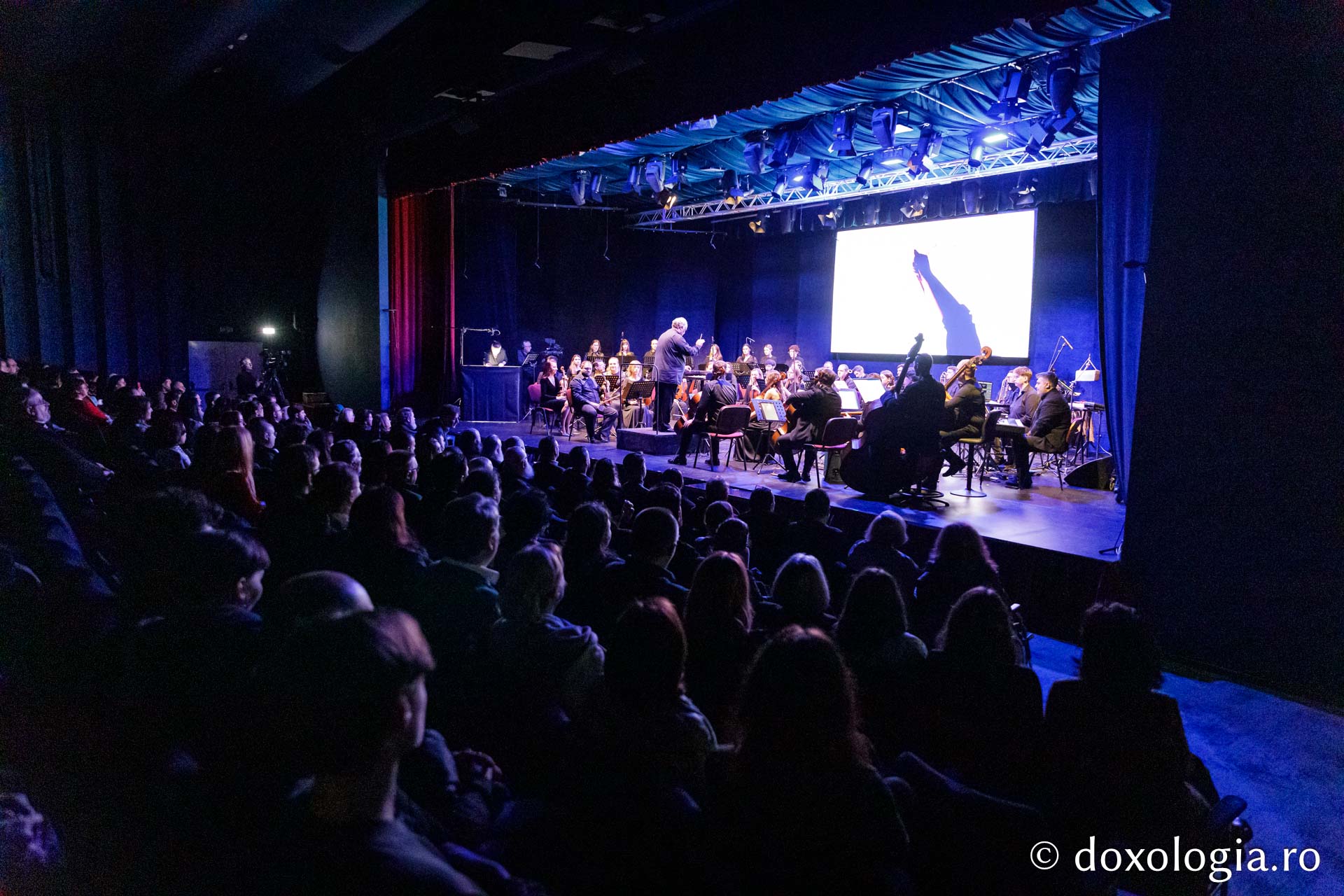 Concertul vocal-simfonic și animație în nisip – „Poveste despre noi” / Foto: Oana Nechifor