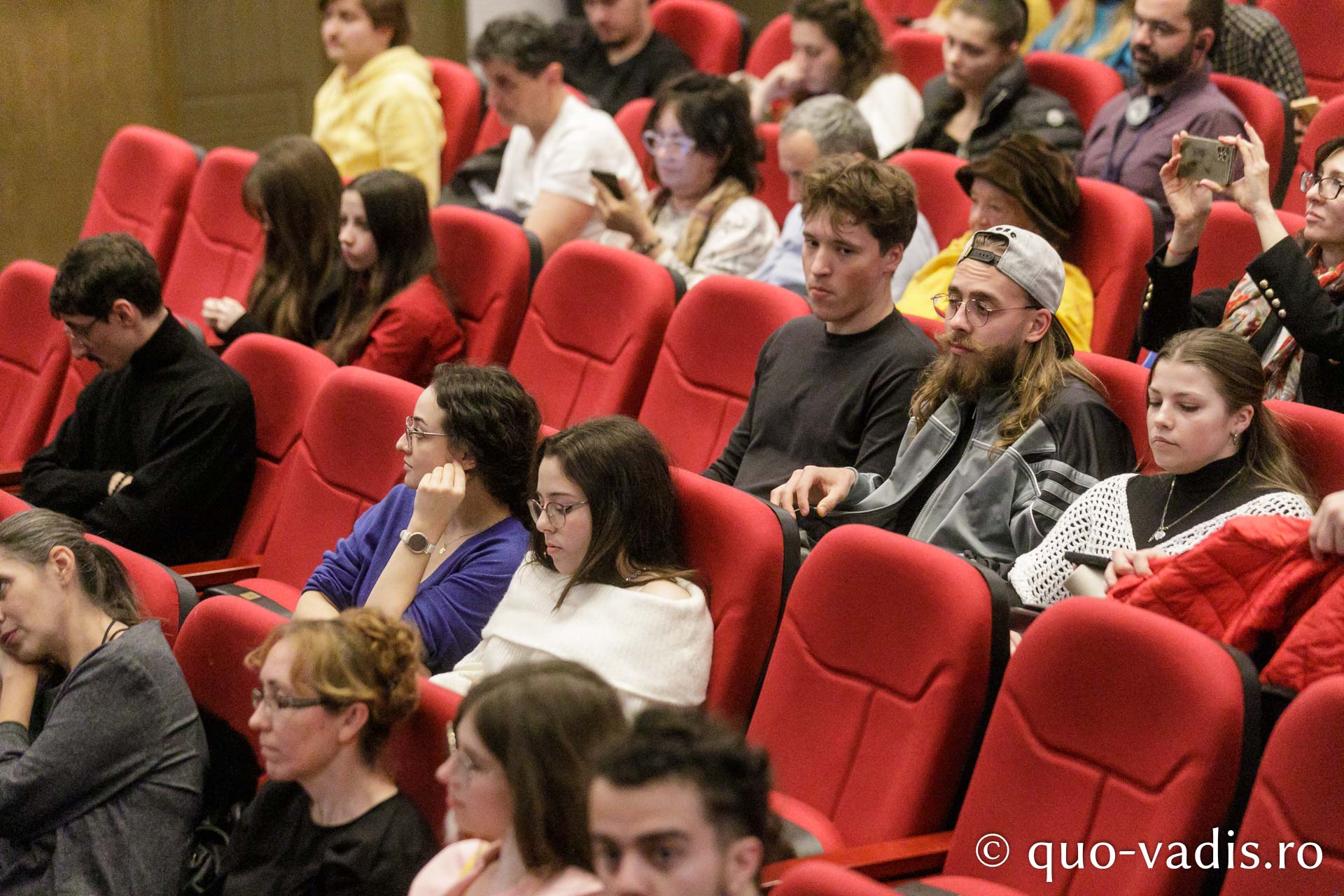 Proiecția filmelor „Andrei Tarkovski. O rugăciune cinematografică” și „Andrei Rubliov. Amintiri despre film” / pr. Silviu Cluci
