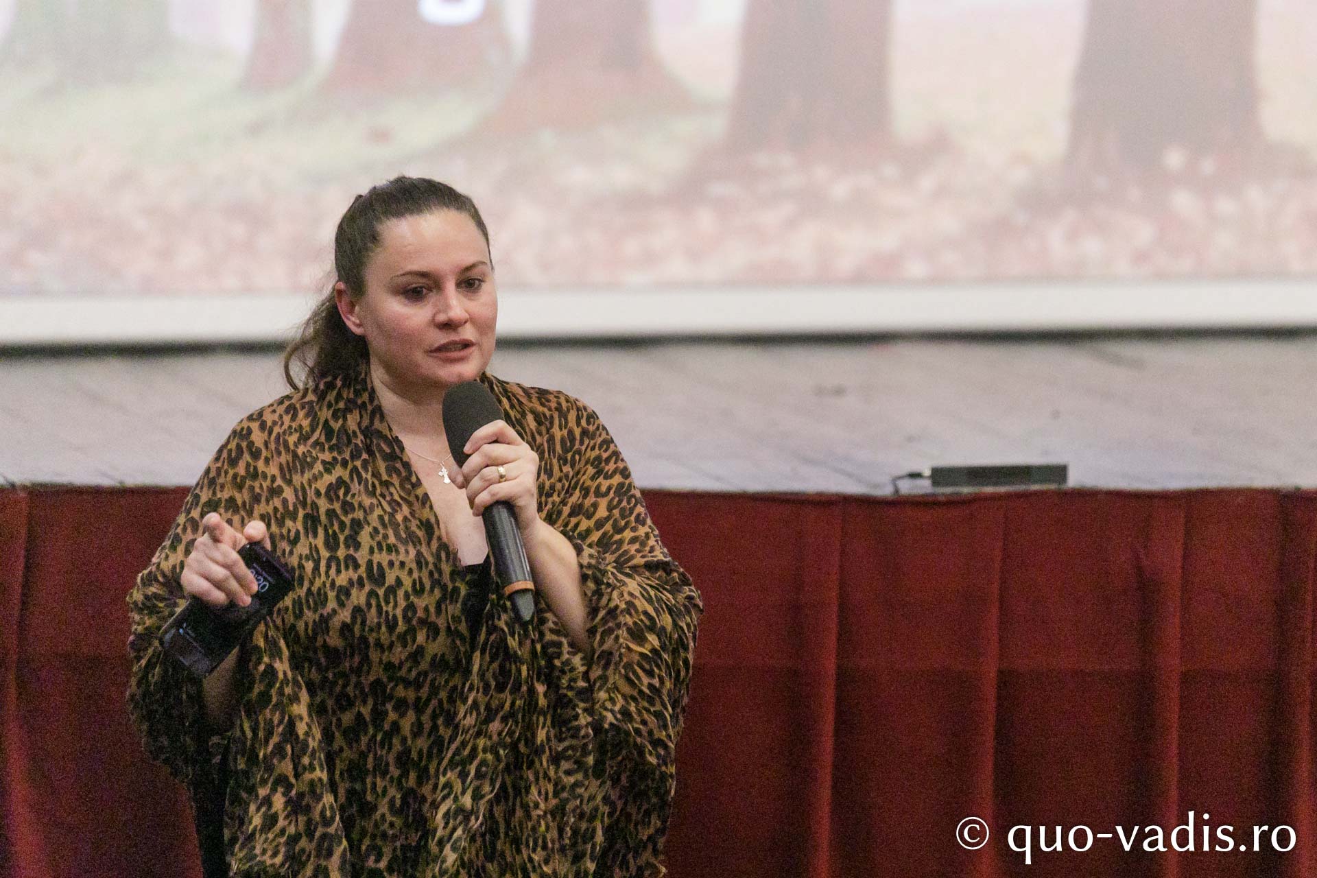 Proiecția filmului „Alexandra” / Foto: pr. Silviu Cluci