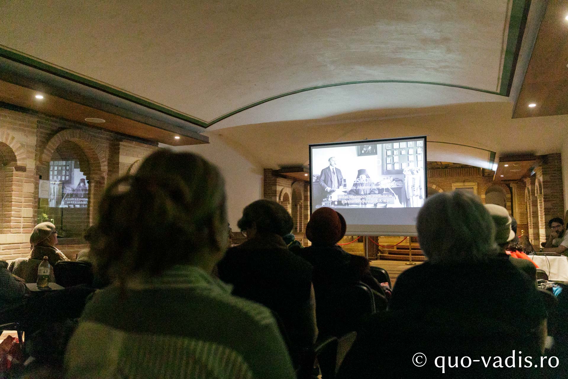 Proiecția filmului „Un înger în trup. Sfântul Ioan al Shanghaiului” / Foto: pr. Silviu Cluci
