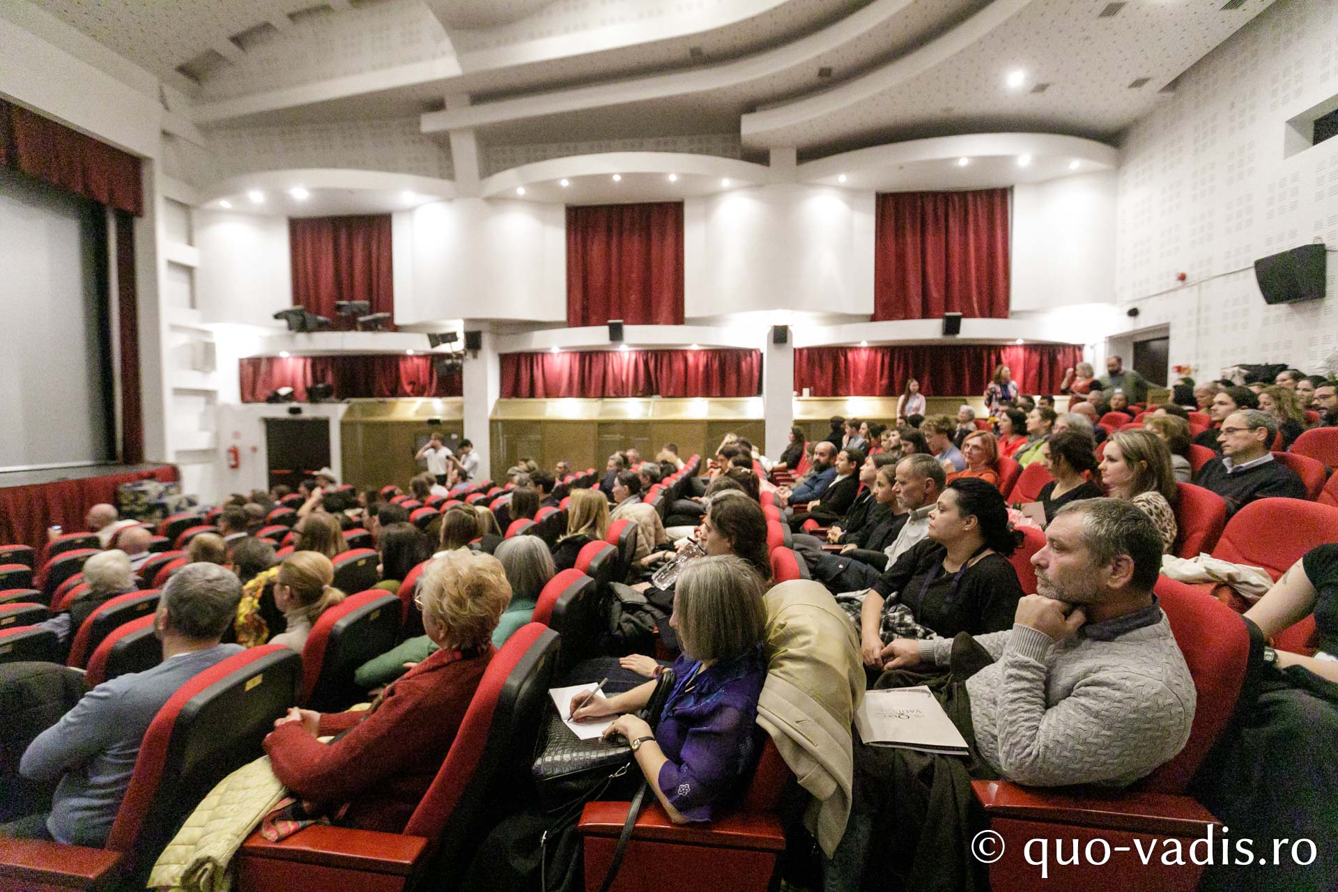 Regulament pentru invitați și public – Festivalul de Film „Quo Vadis”