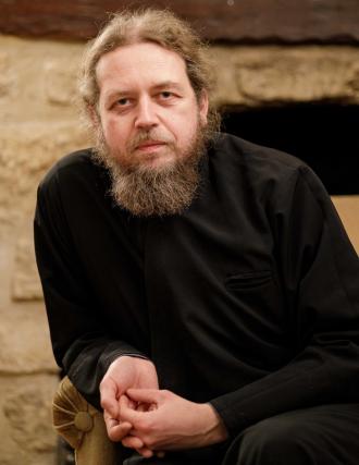 Pr. Răzvan Ionescu