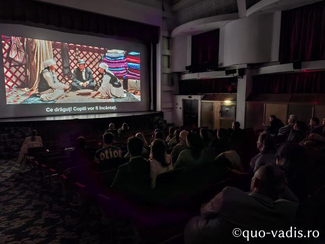 Proiecția filmului artistic Rapsodul (Kîrgîzstan), în prezența regizorului Ernest Abdyzhaparov