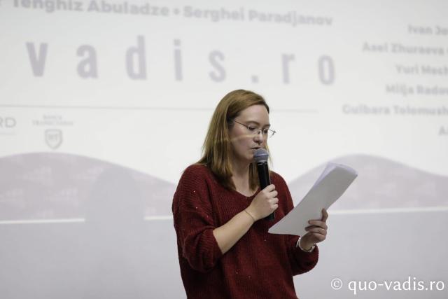 Proiecția filmului documentar Cămașa de duminică (România), în prezența regizoarei Cristina Chirvasie