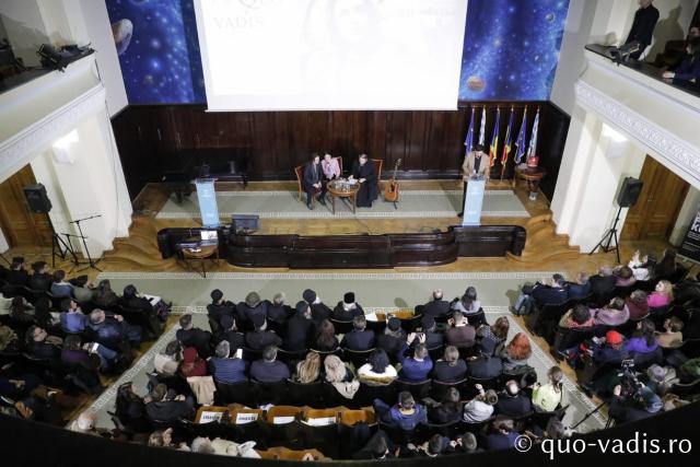 Jonathan Jackson în dialog cu Părintele Răzvan Ionescu: O întâlnire de suflet la Festivalul „Quo Vadis” de la Iași