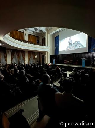 Proiecția filmului docudramă Sfântul Iosif Isihastul (Grecia, regizori Alexandros Foteinos and Yiannis Traganidas), Sala Aula Magna Mihai Eminescu