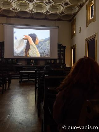Proiecția filmului artistic Legenda Fortăreței Suram
