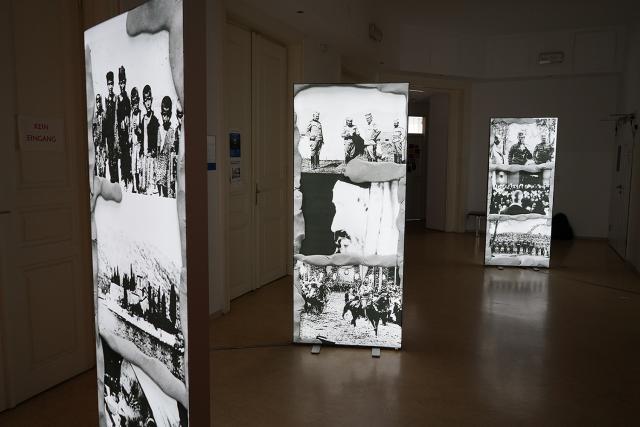 Expoziția de fotografie: REÎNCADRÂND SPAȚIUL: FILMUL CA ISTORIE