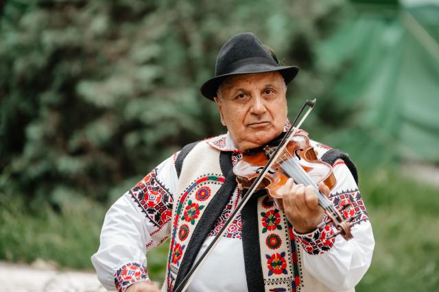 Taraful Rădăcini