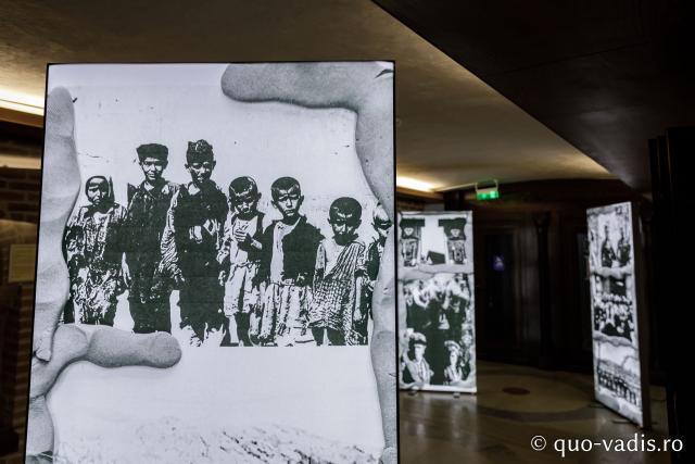 Vernisajul Expoziției de fotografii „Reîncadrând spațiul. Filmul ca istorie.” / Foto: Oana Nechifor