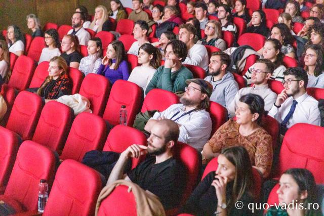 Proiecția filmului „Alexandra” / Foto: pr. Silviu Cluci