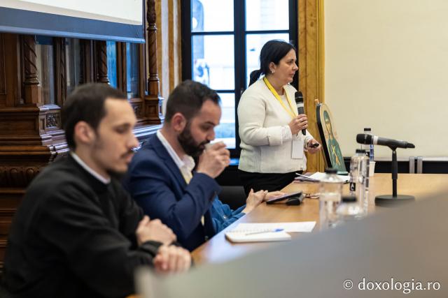 Conferințele Quo Vadis (Sala Iustin Moisescu, în incinta Ansamblului Mitropolitan din Iași)