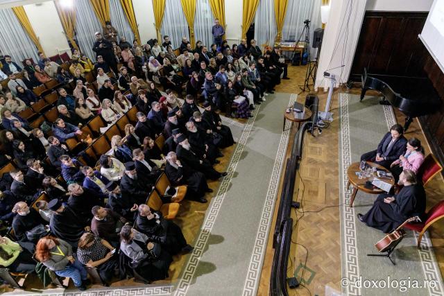 Conferință Jonathan Jackson (actor din SUA), Aula Magna Mihai Eminescu (Universitatea Al. I. Cuza Iași)