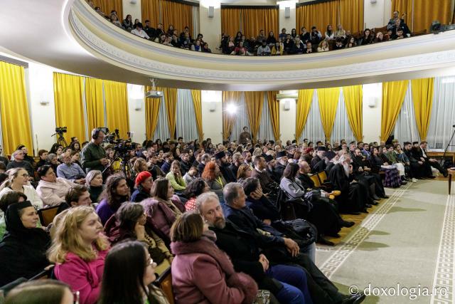 Conferință Jonathan Jackson (actor din SUA), Aula Magna Mihai Eminescu (Universitatea Al. I. Cuza Iași)