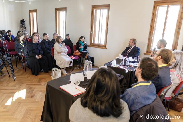 Dialogul pe tema „Etica și Estetica în film” / Foto: Oana Nechifor