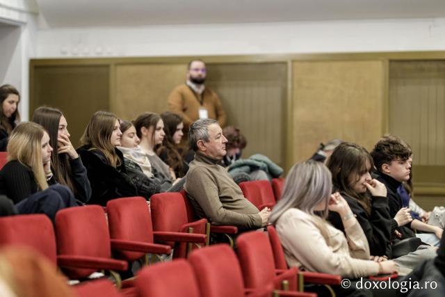 Proiecția filmului artistic Fals tratat de mântuire a sufletului (România) / Foto: Oana Nechifor