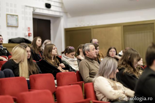 Proiecția filmului artistic Fals tratat de mântuire a sufletului (România) / Foto: Oana Nechifor