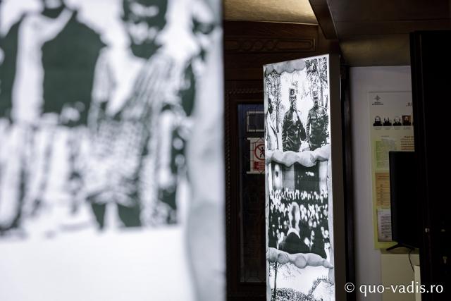 Vernisajul Expoziției de fotografii „Reîncadrând spațiul. Filmul ca istorie.” / Foto: Oana Nechifor