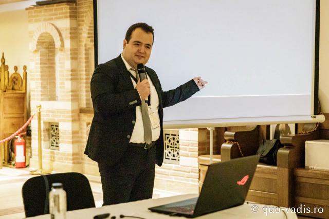 Conferința Elemente de expresie creștină prezente în filme neașteptate / Foto: Oana Nechifor