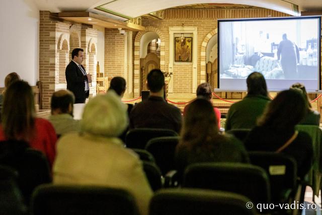 Conferința Elemente de expresie creștină prezente în filme neașteptate / Foto: Oana Nechifor