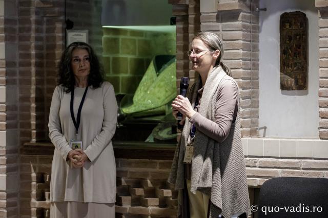 Proiecția filmelor În căutarea Cernăuțiului lui Ciprian și Părintele Iraclie Porumbescu / Foto: Oana Nechifor