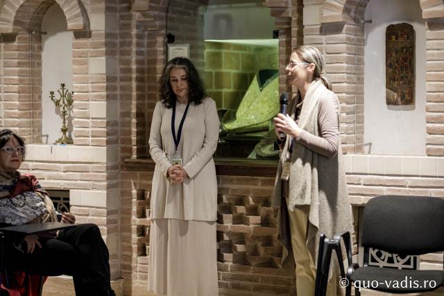 Proiecția filmelor În căutarea Cernăuțiului lui Ciprian și Părintele Iraclie Porumbescu / Foto: Oana Nechifor