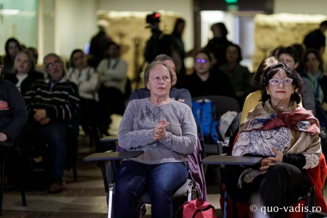 Proiecția filmelor În căutarea Cernăuțiului lui Ciprian și Părintele Iraclie Porumbescu / Foto: Oana Nechifor