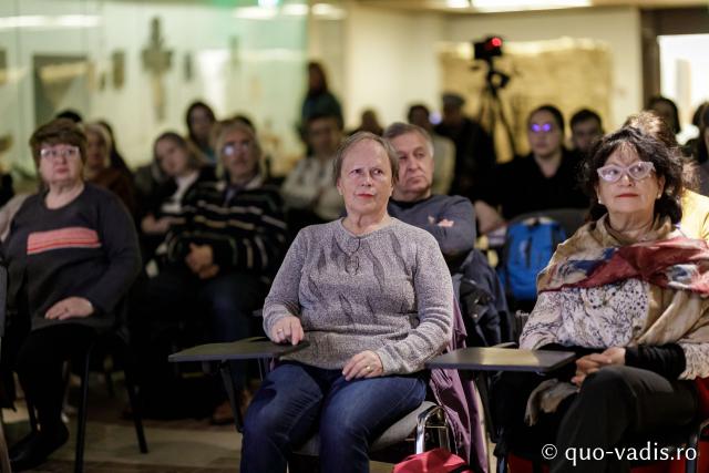 Proiecția filmelor În căutarea Cernăuțiului lui Ciprian și Părintele Iraclie Porumbescu / Foto: Oana Nechifor