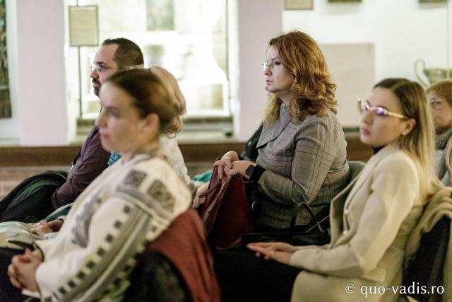 Proiecția filmelor În căutarea Cernăuțiului lui Ciprian și Părintele Iraclie Porumbescu / Foto: Oana Nechifor