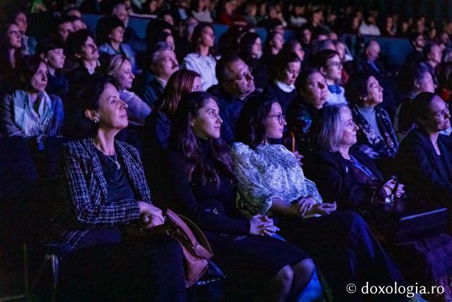 Concert vocal-simfonic și premii pentru cineaști și cinefili