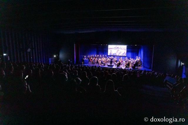 Concertul vocal-simfonic și animație în nisip – „Poveste despre noi” / Foto: Oana Nechifor