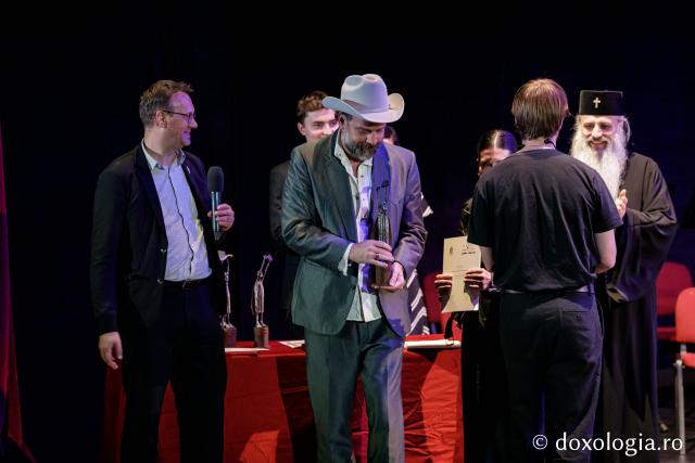 Concert vocal-simfonic și premii pentru cineaști și cinefili