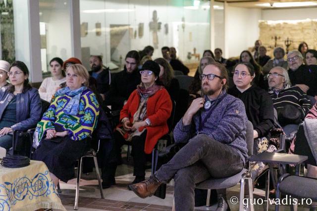 Proiecția filmului „Muntele Schimbării la Față. Sfântul Sava al Serbiei” / Foto: pr. Silviu Cluci