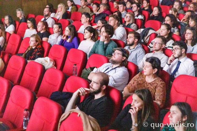 Proiecția filmului „Alexandra” / Foto: pr. Silviu Cluci