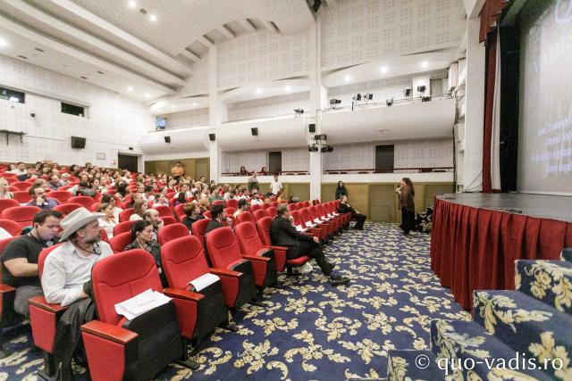 Proiecția filmului „Alexandra” / Foto: pr. Silviu Cluci