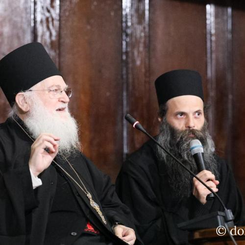 Părintele Efrem Vatopedinul a conferențiat la Iași, în cadrul Festivalului „Quo Vadis”