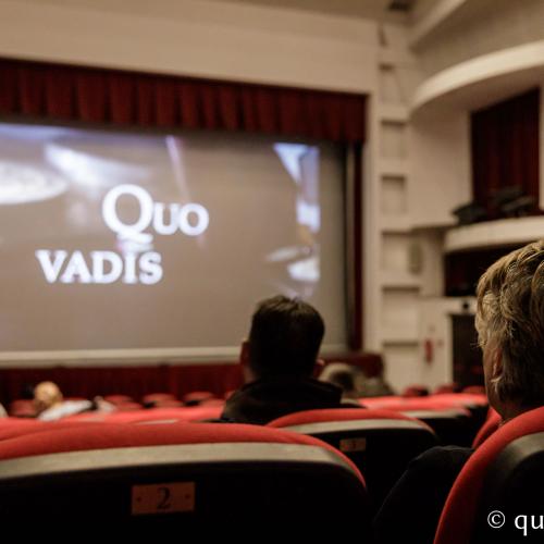 Proiecția filmului Cinci anotimpuri la Robaia